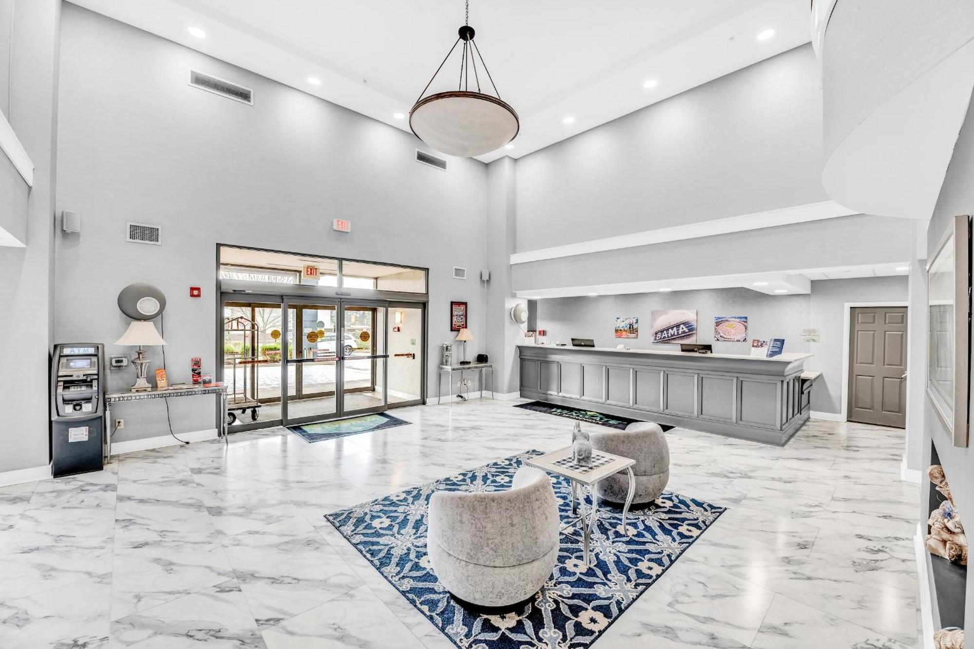 Wingate By Wyndham Tuscaloosa Hotel Bagian luar foto
