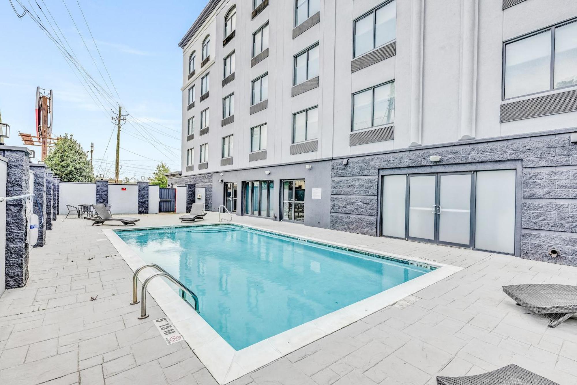Wingate By Wyndham Tuscaloosa Hotel Bagian luar foto