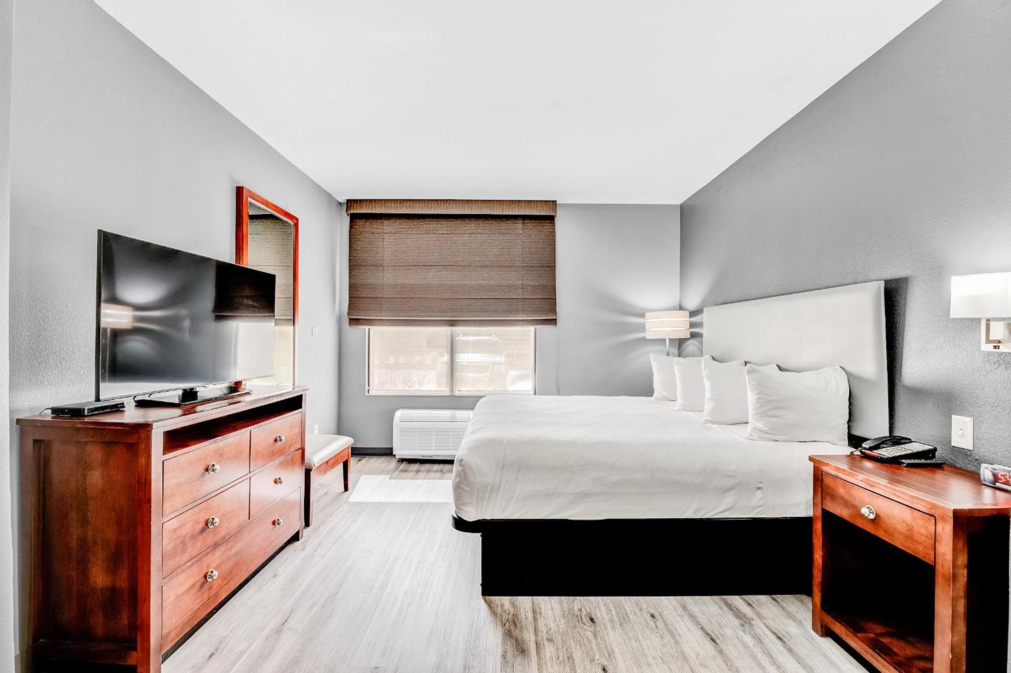 Wingate By Wyndham Tuscaloosa Hotel Bagian luar foto