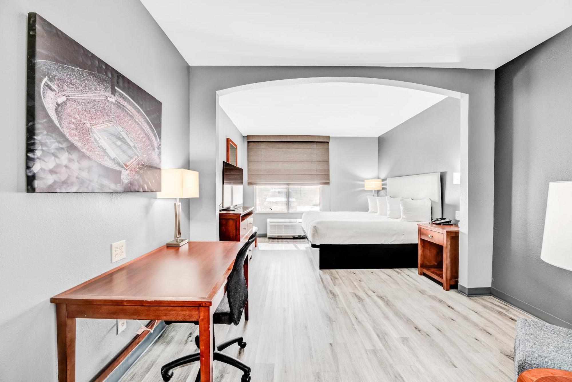 Wingate By Wyndham Tuscaloosa Hotel Bagian luar foto